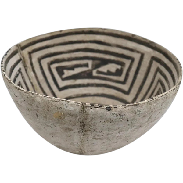 Native American Anasazi Black-on-White Pottery Geometric Pattern Bowl