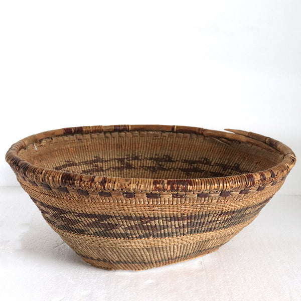 Scarce Native American Karok / Hupa Northern California Woven Hopper Basket