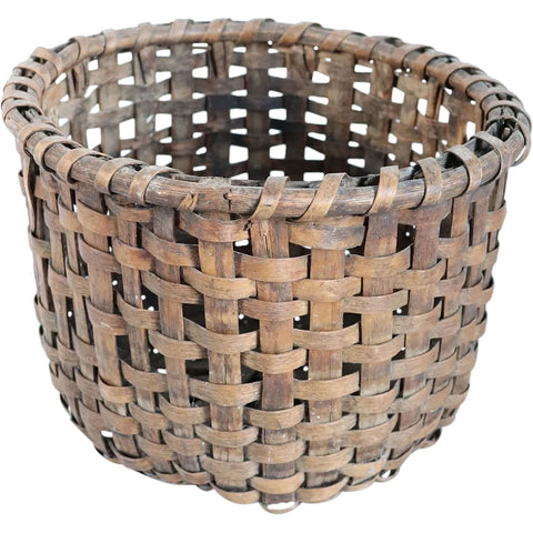 American Primitive Hickory Splint Round Basket