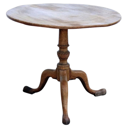 English Georgian Faded Mahogany Round Pedestal Tilt-Top Side Table