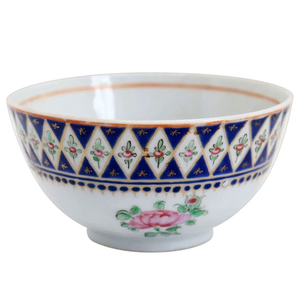 Small Chinese Export Porcelain Tea Bowl for the Persian Market