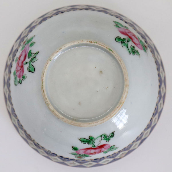 Small Chinese Export Porcelain Tea Bowl for the Persian Market