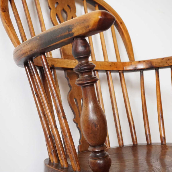 English Victorian Yew and Elm Bow Back Windsor Armchair