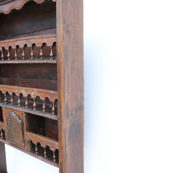 French Provincial Chestnut, Pine and Walnut Plate Rack (Vaisselier Egouttoir)