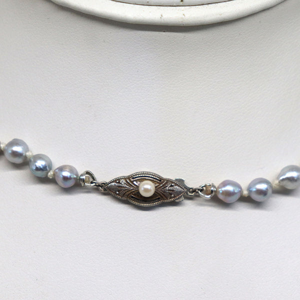 Vintage Baroque Graduated Pearl Single Strand Necklace and Drop Earrings