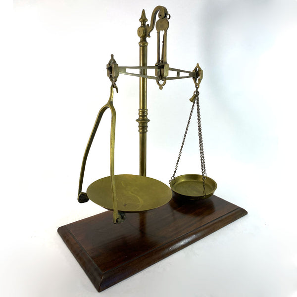 English W & T Avery Brass and Mahogany Balance Beam Counter Scale and 3 Weights