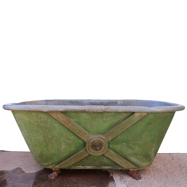 French Empire Green Patinated Zinc and Iron Lion Clawfoot Double-End Bathtub