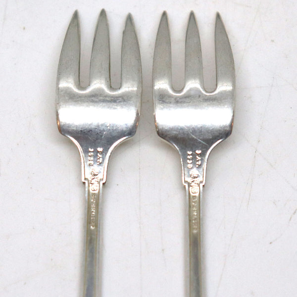 Set of 11 American Gorham Sterling Silver Etruscan Pattern Oyster Forks