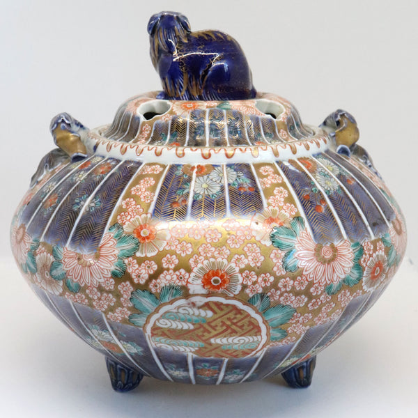 Japanese Meiji Porcelain Imari Ram Lid Incense Burner or Censer (Koro)