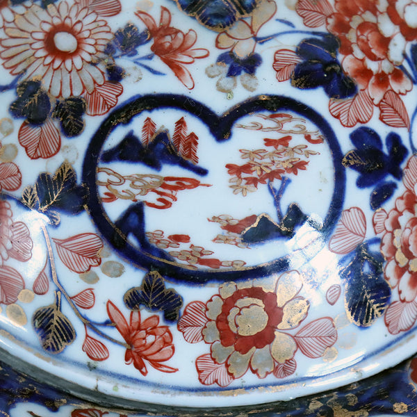Large Japanese Edo Porcelain Imari Lidded Oval Tureen