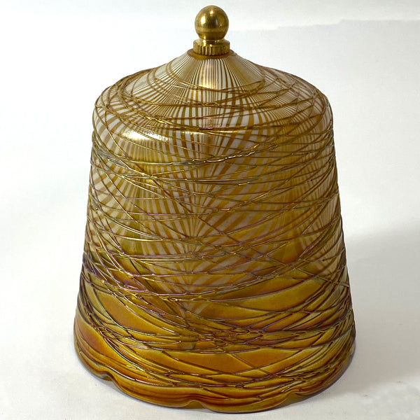 Set of Eight American Durand Glass Gold Threaded Pulled Feather Lamp Shades