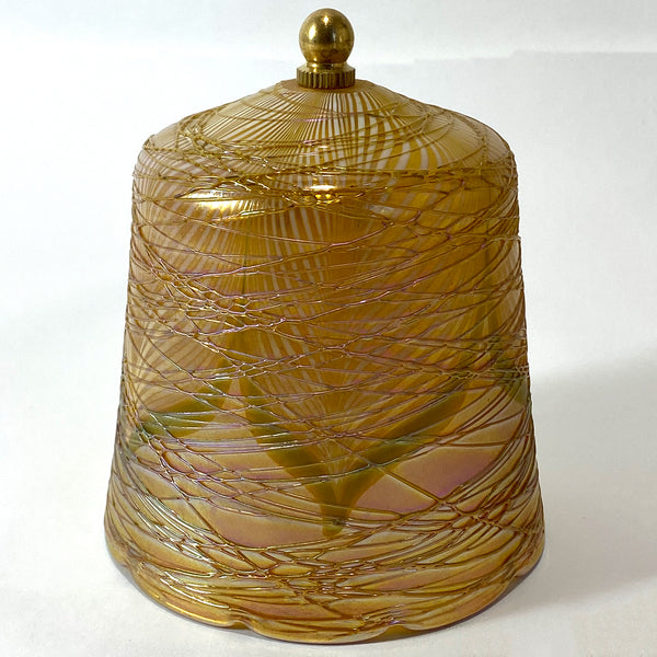 Set of Eight American Durand Glass Gold Threaded Pulled Feather Lamp Shades