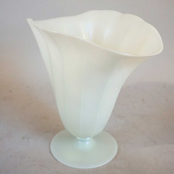 Large American Steuben Carder Period Calcite Art Glass Vase