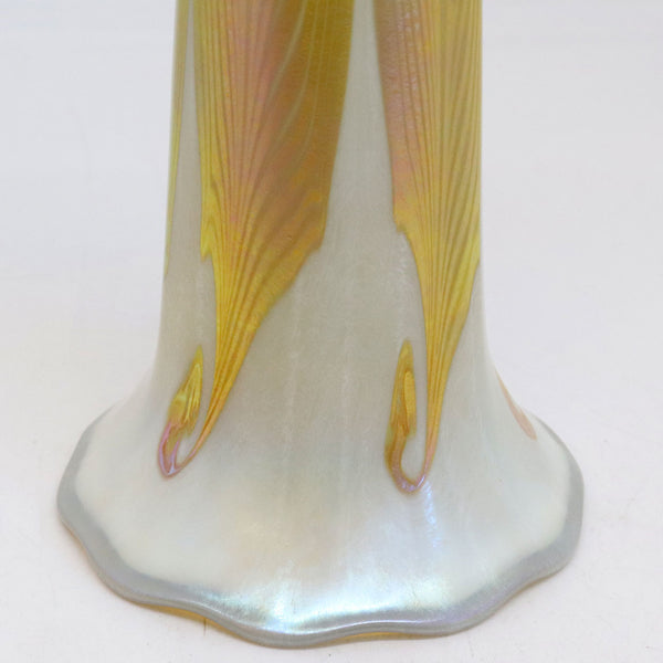 American Quezal Glass Opalescent Gold Hooked Feather Lily Lamp Shade