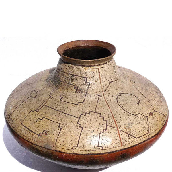 Large Peruvian Shipibo Ceramic Polychrome Geometric Pattern Pot (Chomo)