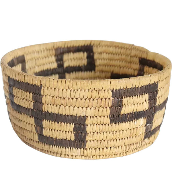 Vintage Native American Pima / Papago Round Coiled Basket Bowl