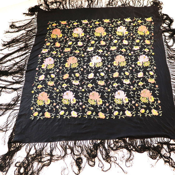 Small Vintage Spanish Flamenco Silk Embroidered Fringed Shawl (Mantoncillo Pico)