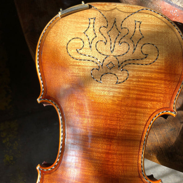 French or German Maple and Spruce Mother-of-Pearl Inlaid Violin