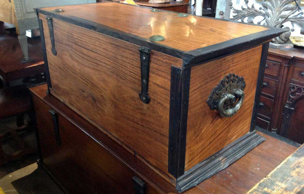Large Dutch Colonial Satinwood and Ebony Blanket Chest