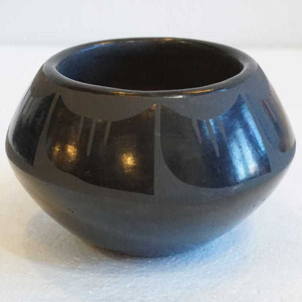 Small Vintage Native American Matte on Glossy Blackware Pottery Bowl