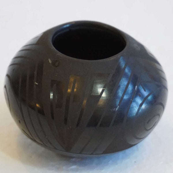 Small Vintage Mexican FITO TENA Mata Ortiz Blackware Pottery Bowl