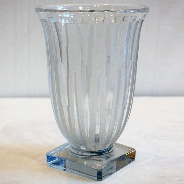 Vintage American Verlys Lance / Icicle Acid Etched Molded Glass Vase