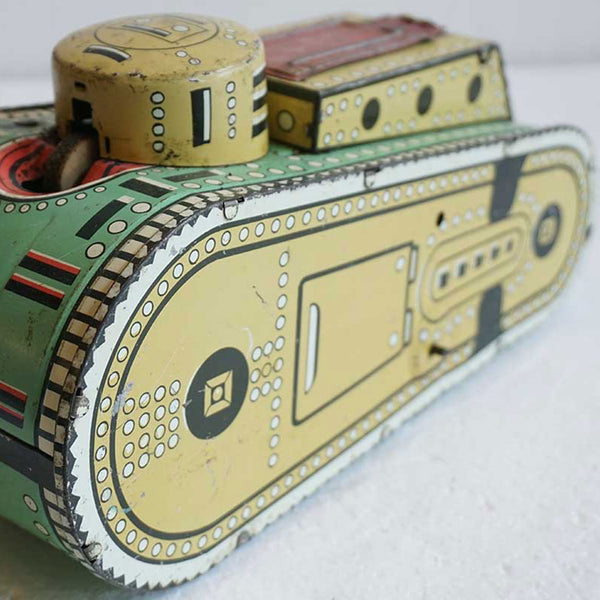 Vintage American Marx WWI Doughboy Tin Lithograph Army Tank Toy