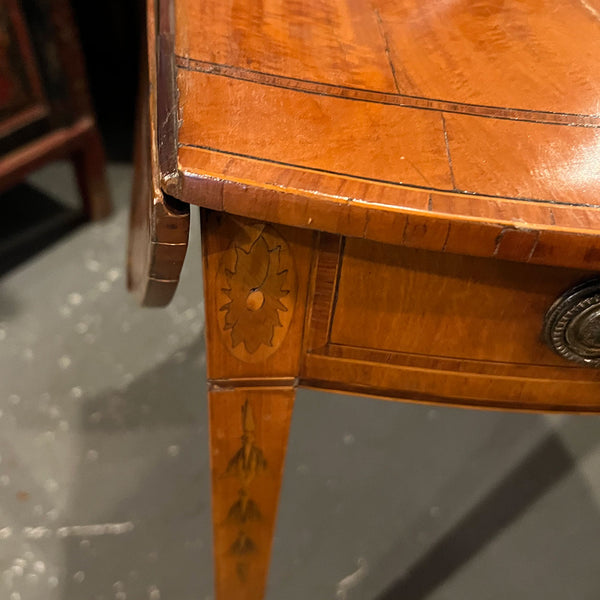 English George III Inlaid Satinwood Oval Drop-Leaf Pembroke Table on Casters