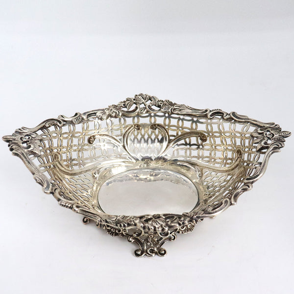 English Victorian William Comyns Sterling Silver Reticulated Sweetmeat Basket