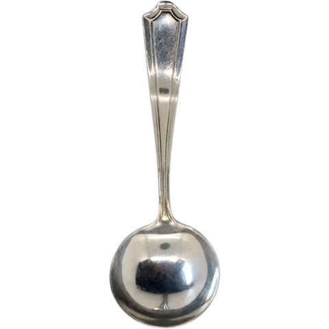 American Manchester Sterling Silver Mary Warren Pattern Sauce Ladle