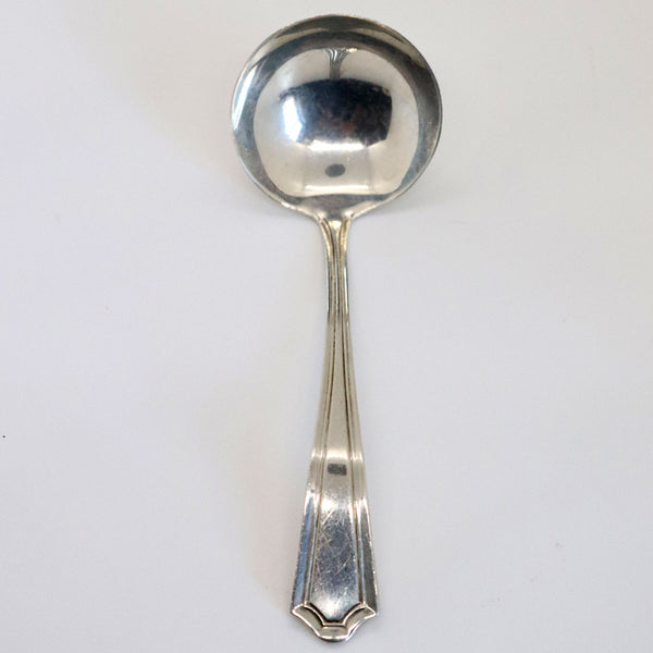 American Manchester Sterling Silver Mary Warren Pattern Sauce Ladle
