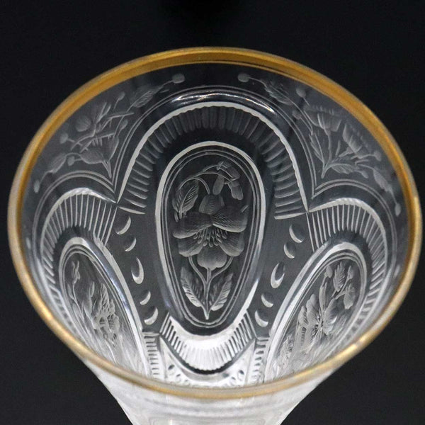 Set of 12 Moser Intaglio Engraved Parcel Gilt Glass Champagne Flute Glasses