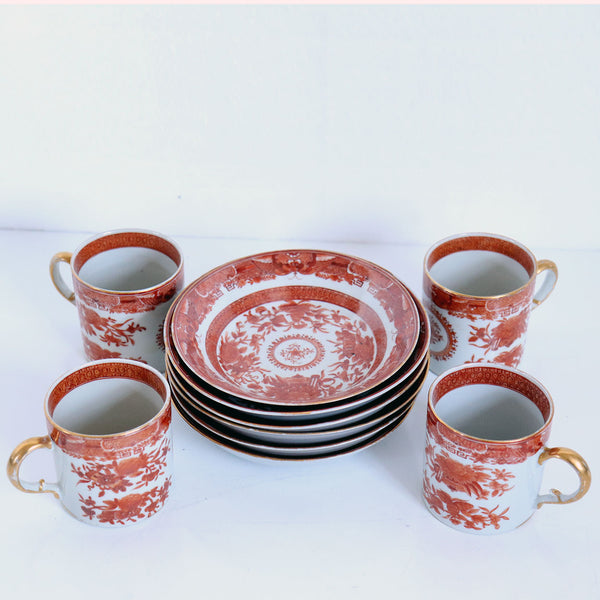 Set of Four Chinese Export Iron Red Porcelain Fitzhugh Tea Cups and Six Saucers