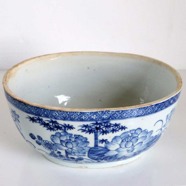 Chinese Export Porcelain Blue and White Bamboo and Floral Lidded Serving Bowl