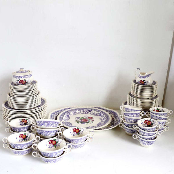Set of English Copeland Spode Mayflower Lavender Transferware Earthenware Dinnerware (103 pieces)