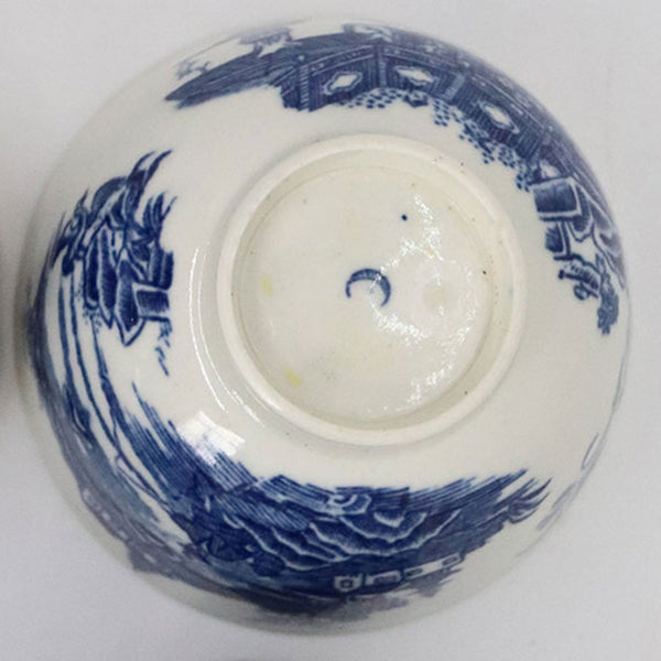 English Worcester Dr. Wall Blue and White Porcelain Fisherman and Cormorant Tea Bowl