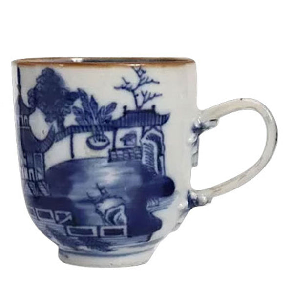 Chinese Export Qianlong Canton Brown, Blue and White Porcelain Teacup