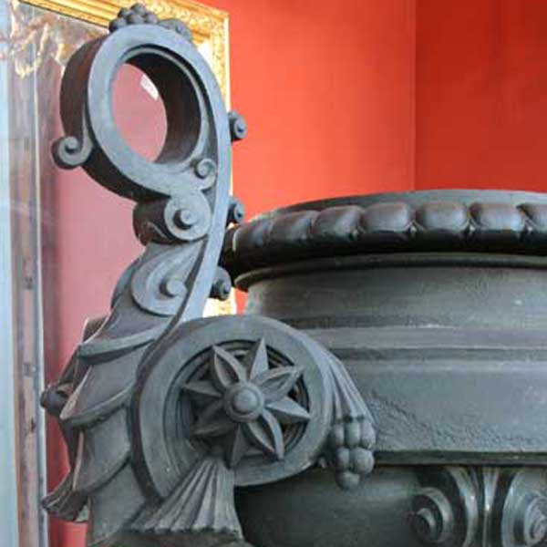 Rare Large Pair Spanish Early Modernist Ciutadella Park Cast Iron Garden Urns