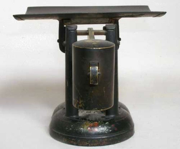 American Victorian E. & T. Fairbanks Painted Iron and Brass Counter Postal Scale