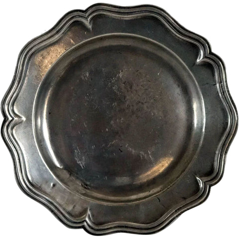 Continental Pewter Wavy Edge Multi-Reed Plate