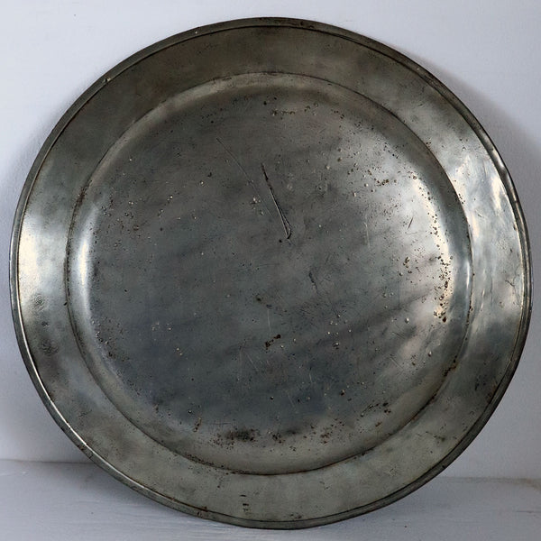 English Robert Nicholson Pewter Round Plain Rim Armorial Charger Plate