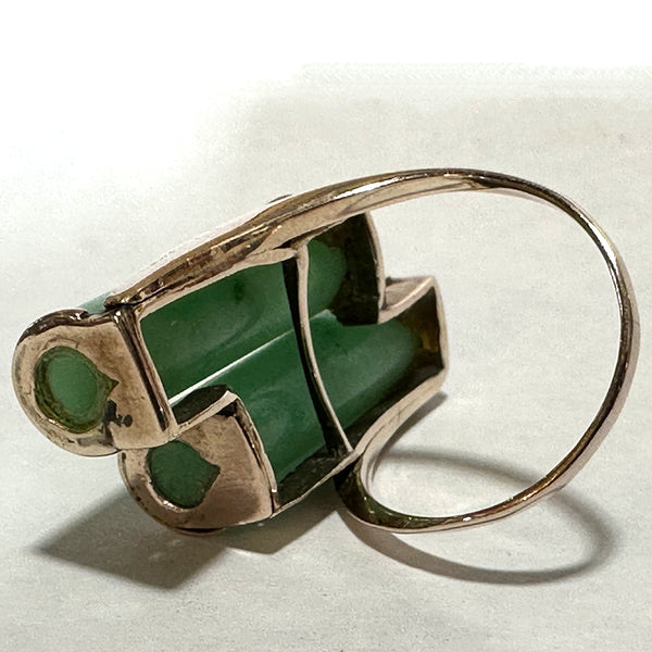 Vintage Chinese/Japanese 10 Karat Yellow Gold and Jade Bypass Cocktail Ring