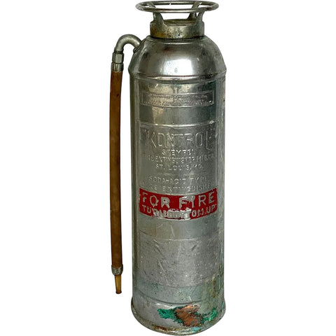 Vintage American Industrial Stempel Kontrol Copper Soda-Acid Fire Extinguisher