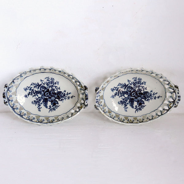 Pair English 1st Period Dr. Wall Worcester Soft Paste Porcelain Pine Cone Oval Baskets