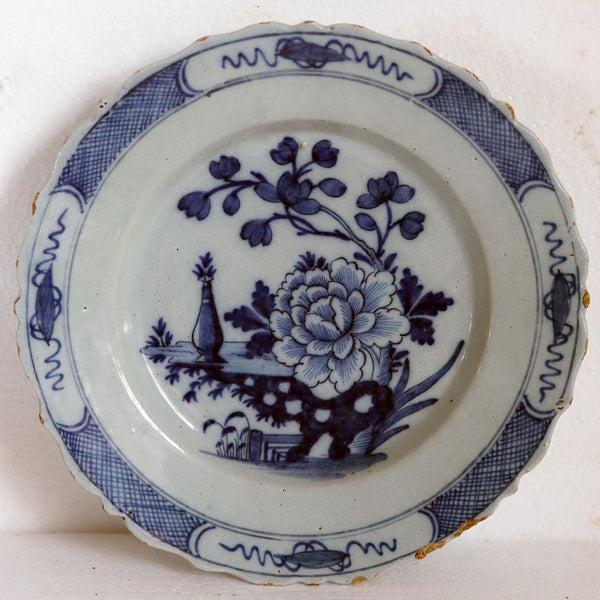 Pair Dutch Delft De Twee Scheepjes Tin-Glazed Pottery Blue and White Plates