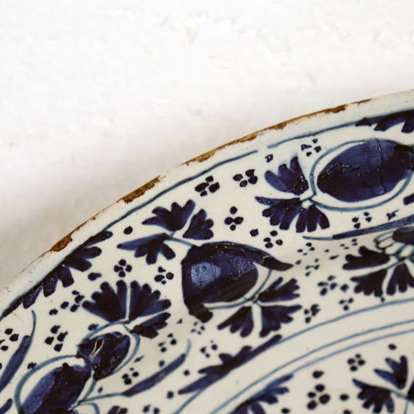 English/Dutch Delft Faience Tin-Glazed Earthenware Blue and White Plate