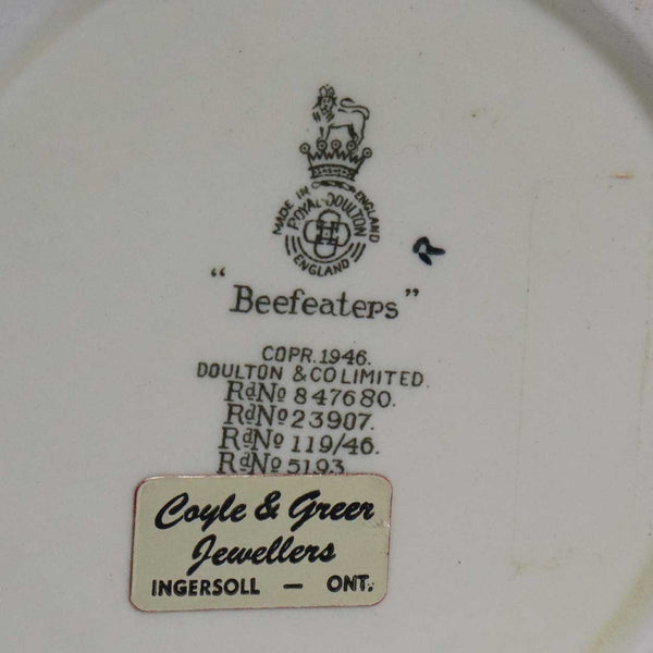 Large Vintage English George VI Royal Doulton Porcelain Beefeater D6206 Character Jug
