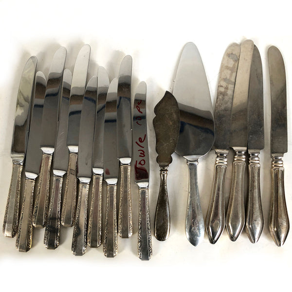 Collection of 16 American Towle and Whiting Sterling Silver Flatware Knives