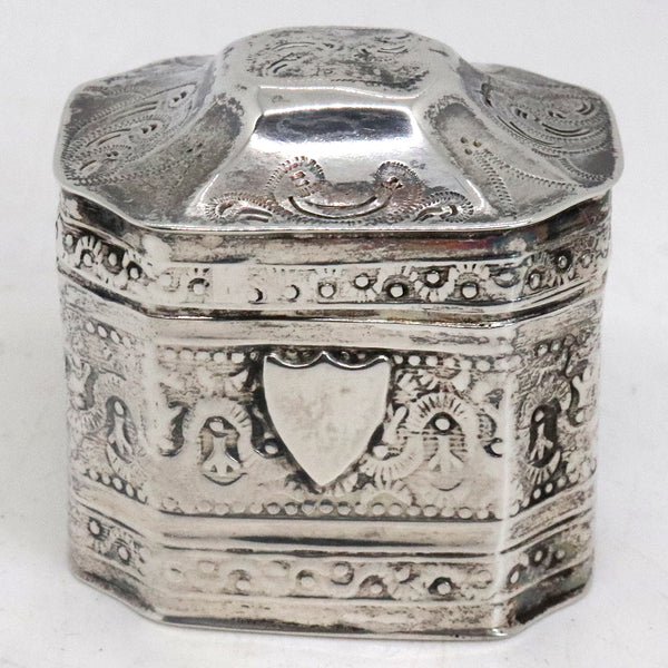 Dutch Chased .935 Sterling Silver Peppermint / Scent Box (Lodereindoosje)
