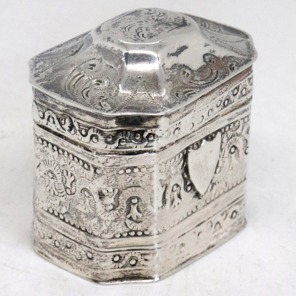 Dutch Chased .935 Sterling Silver Peppermint / Scent Box (Lodereindoosje)